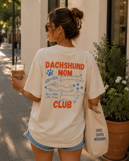 Dachshund Mom & Dad Club Tee